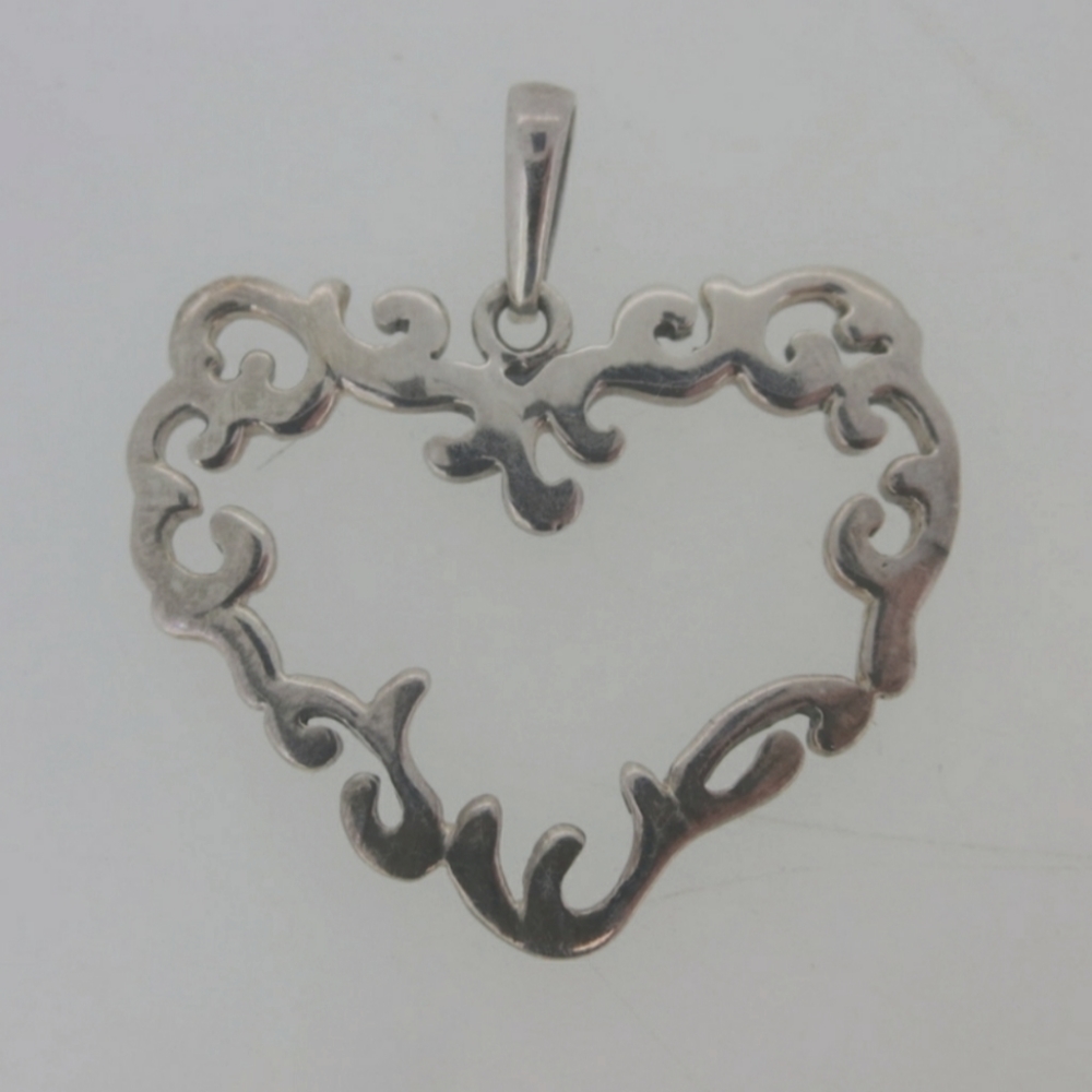 Big Sterling Silver Barse Heart Pendent With Swirly Design